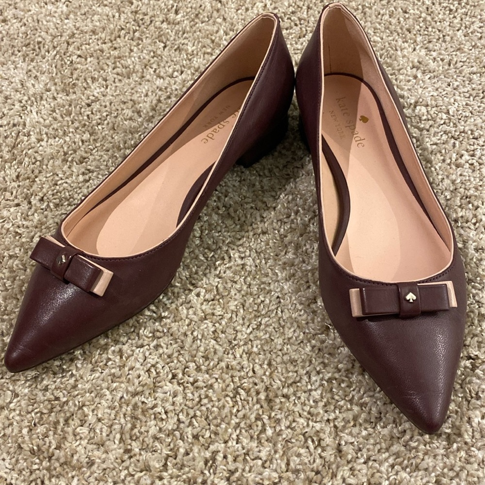 Kate Spade ladies pointed flats.